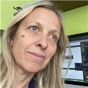 Grafica pubblicitaria impartisce lezioni di Photoshop Illustrator Indesign